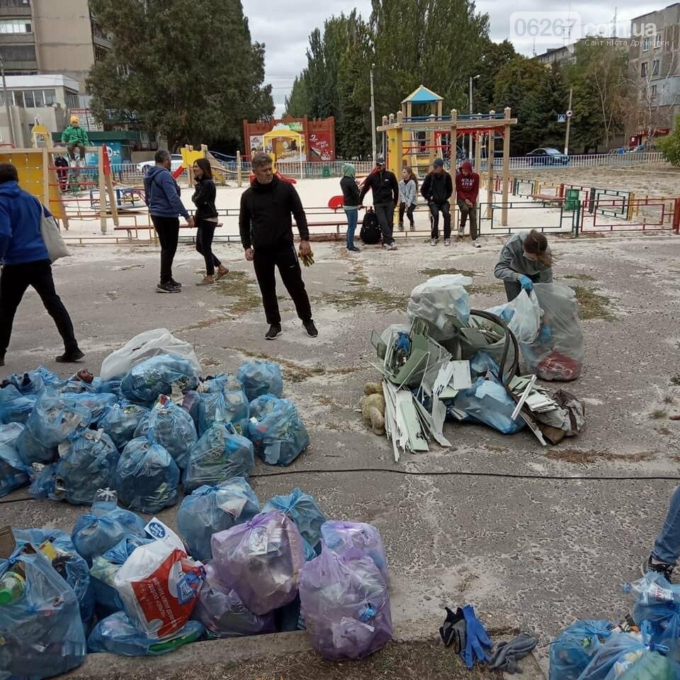 Дружківка: До скверу "Дитячий" привернули увагу збором смі..., фото-11 Дружківка: До скверу "Дитячий" привернули увагу збором сміття (30 ФОТО), фото-11