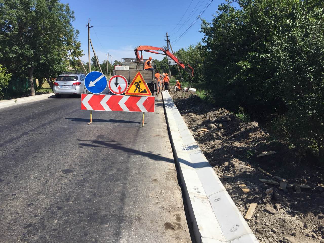 Дорога между Дружковкой и Добропольем приобретает приличный..., фото-1 Дорога между Дружковкой и Добропольем приобретает приличный вид (ФОТО), фото-1