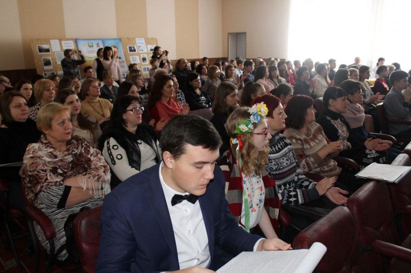 Дружковский школьник получил приглашение от сына Олексы Тих..., фото-1 Дружковский школьник получил приглашение от сына Олексы Тихого посетить Киев (ФОТО), фото-1