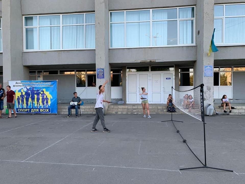 Дружківка: На площі Молодіжній тривають спортивні змагання , фото-2 Дружківка: На площі Молодіжній тривають спортивні змагання , фото-2