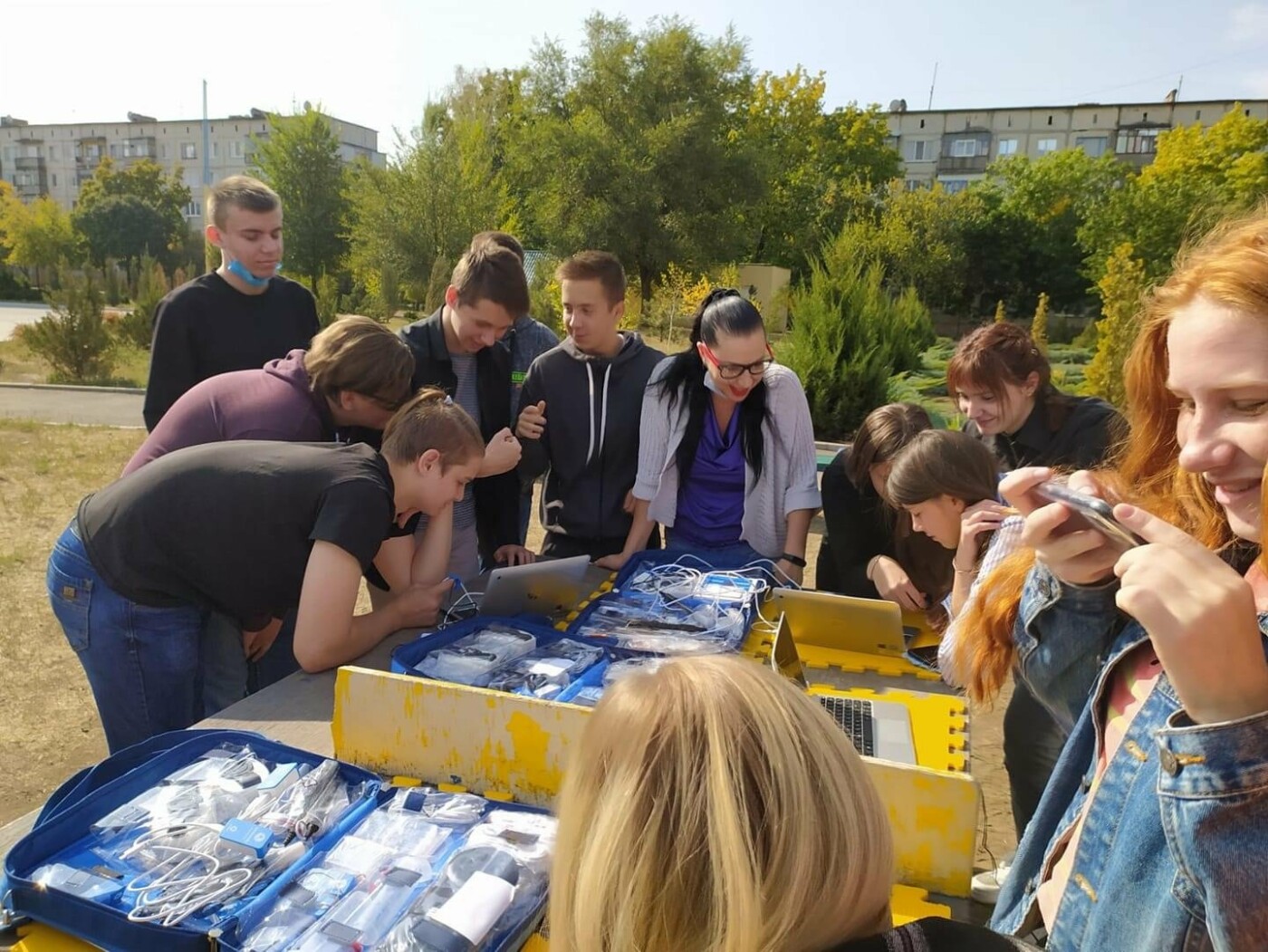 Дружківка: У школі №17 учні залюбки навчаються просто неба..., фото-12 Дружківка: У школі №17 учні залюбки навчаються просто неба (13 ФОТО), фото-12