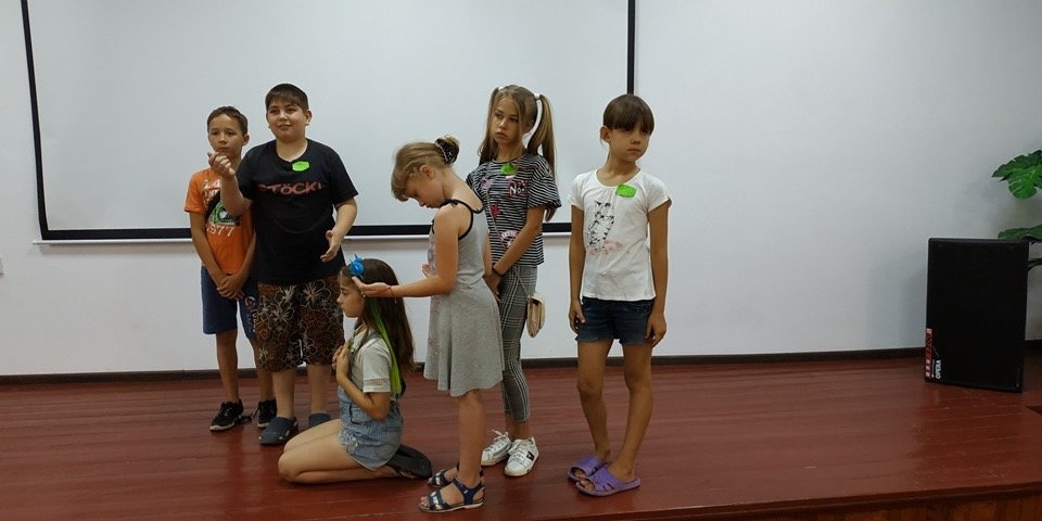 Дружківка: Діти здійснили подорож в історію культури Україні (ФОТО) Дружківка: Діти здійснили подорож в історію культури Україні (ФОТО)