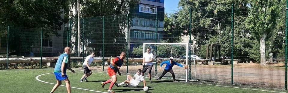 В Дружківці визначилися призери футбольного чемпіонату серед команд... В Дружківці визначилися призери футбольного чемпіонату серед команд підприємств та аматорів